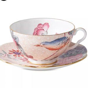 WEDGWOOD Peach Cuckoo Teacup and Saucer